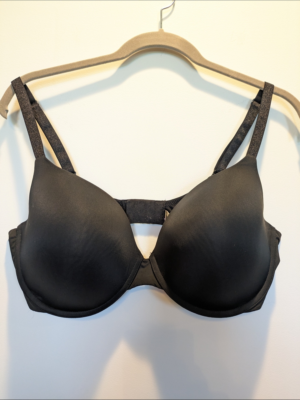 Victoria's Secret Black Smooth T-shirt Bra 38DD